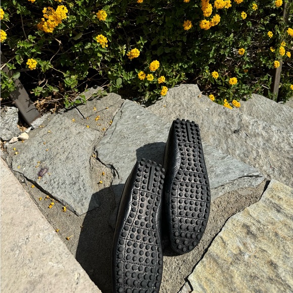 Men’s Louis Vuitton loafers. Great condition like new. Only worn twice. - Picture 7 of 8